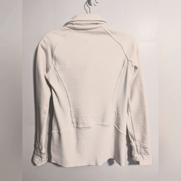 Lululemon Radiant Full Zip Jacket, Size 6, in Ivory. EUC - Picture 5 of 5